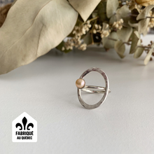 Charger l'image dans la galerie, Bague ovale avec perle rose