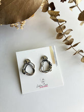 Charger l'image dans la galerie, Le murmure des lignes