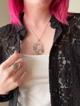 Charger l'image dans la galerie, L'écho du geste libre