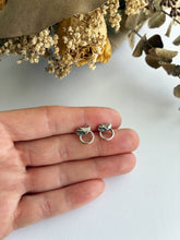 Load image into Gallery viewer, Boucles d'oreilles rondes