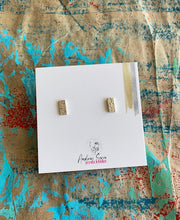 Charger l'image dans la galerie, Boucles d'oreilles rectangles minimalistes en argent