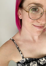 Charger l'image dans la galerie, Boucles d'oreilles rectangles minimalistes en argent