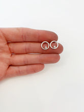 Load image into Gallery viewer, Round earrings with small silver ball