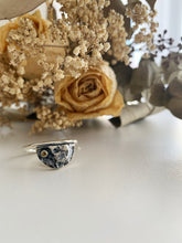 Charger l'image dans la galerie, Bague demi-ronde avec citrine jaune