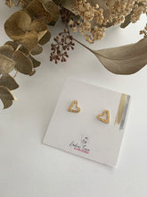 Charger l'image dans la galerie, Boucles d'oreilles coeurs ajourés en argent