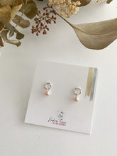 Load image into Gallery viewer, Boucles d'oreilles minimalistes en argent