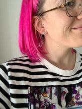 Load image into Gallery viewer, Boucles d'oreilles lune et soleil en argent