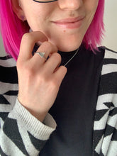 Charger l'image dans la galerie, Bague délicate