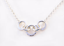Load image into Gallery viewer, Collier minimaliste en argent