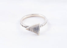 Charger l'image dans la galerie, Bague minimaliste