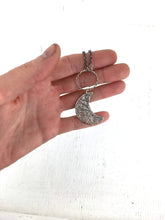 Charger l'image dans la galerie, Collier lune en argent