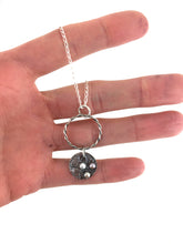 Charger l'image dans la galerie, Collier avec perles en argent