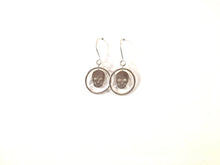 Load image into Gallery viewer, Silver skull pending earrings