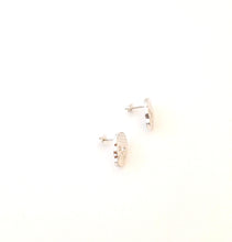 Load image into Gallery viewer, Minimalist earrings silver skulls
