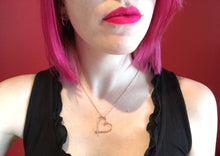 Charger l'image dans la galerie, Pendentif coeur en argent plaqué or