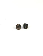 Load image into Gallery viewer, Boucles d'oreilles rondes minimalistes en argent