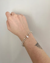 Load image into Gallery viewer, Bracelet chaîne avec perle
