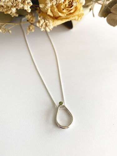 Pendentif goutte avec péridot