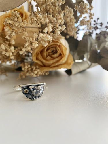 Bague demi-ronde avec citrine jaune
