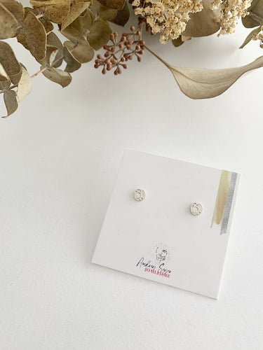 Boucles d'oreilles rondes minimalistes en argent