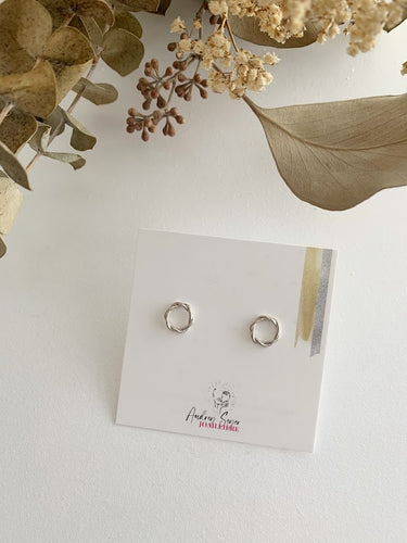 Boucles d'oreilles rondes torsadées en argent