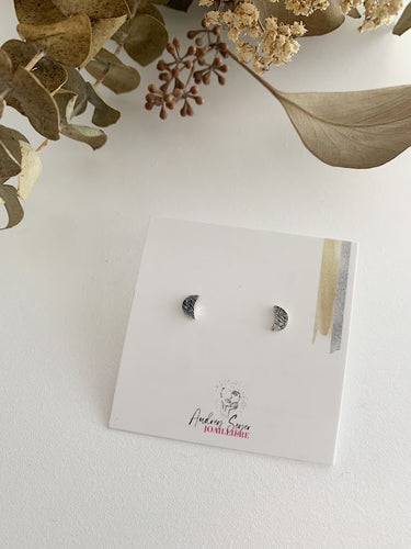 Boucles d'oreilles croissant de lune minimalistes