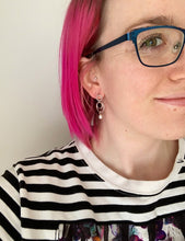 Load image into Gallery viewer, Boucles d&#39;oreilles anneaux ronds en argent
