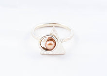 Load image into Gallery viewer, Bague triangle
