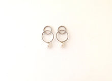 Load image into Gallery viewer, Boucles d&#39;oreilles en argent
