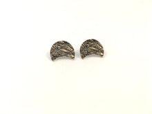 Charger l&#39;image dans la galerie, Boucles d&#39;oreilles minimalistes en argent
